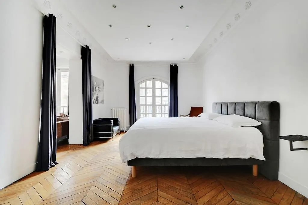 Charme Au Coeur De Paris Apartment
